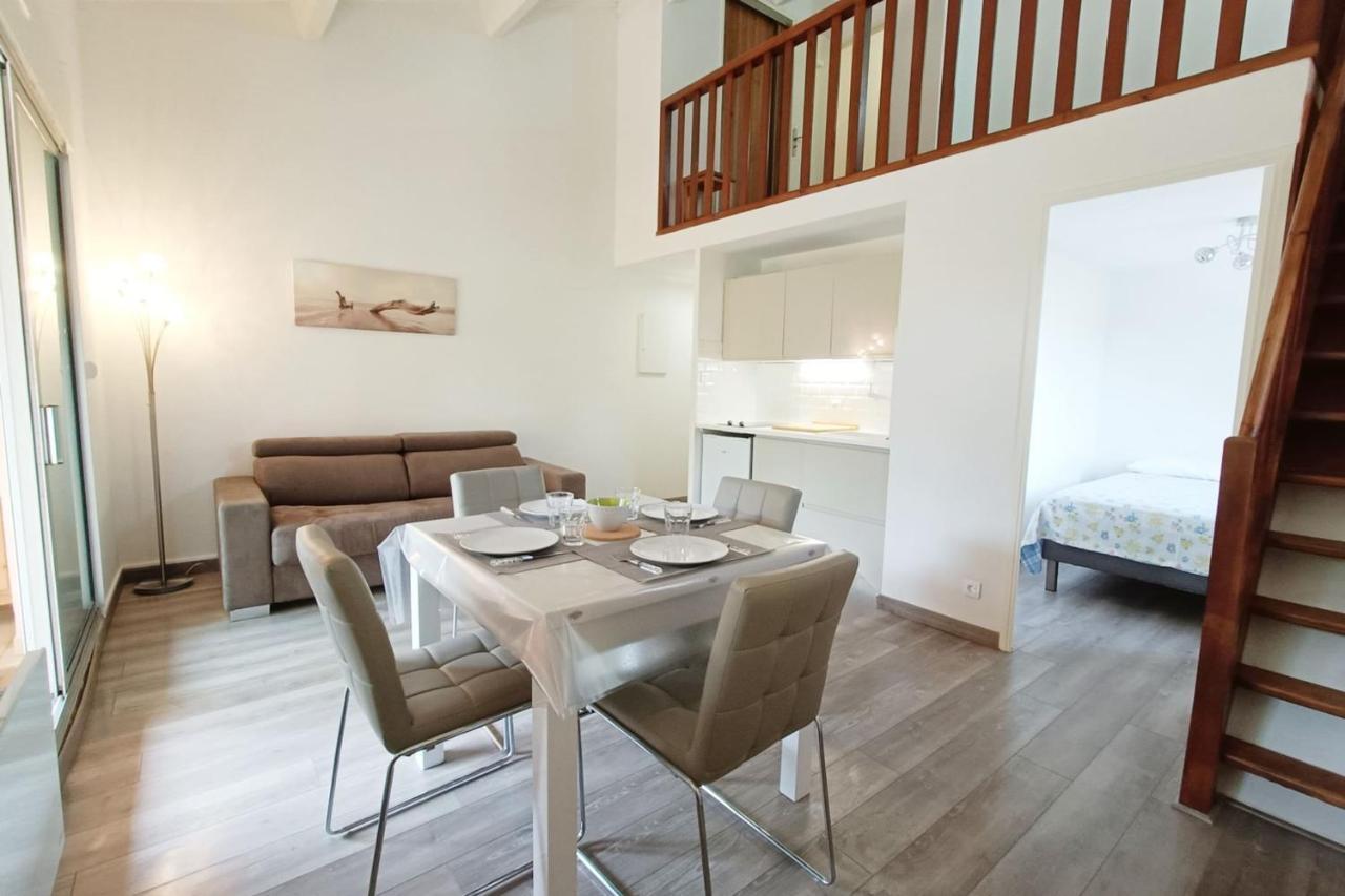 Spacious Sea View Apart At 50M From The Beach Bandol Kültér fotó